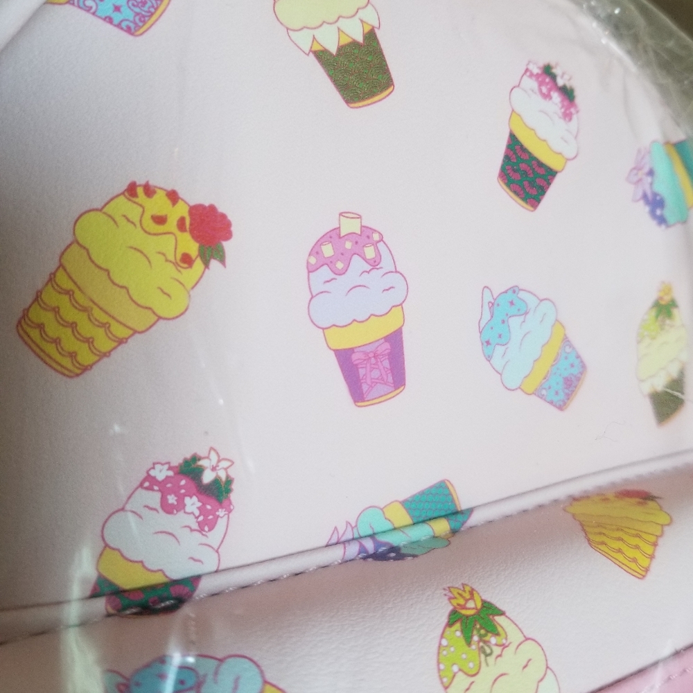 Loungefly x Disney princess ice cream minibackpack + cardholder. - Picture 4 of 6